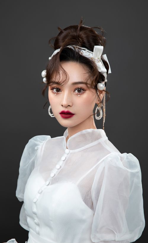 法式氣質(zhì)輕復(fù)古&赫本風(fēng)高定造型