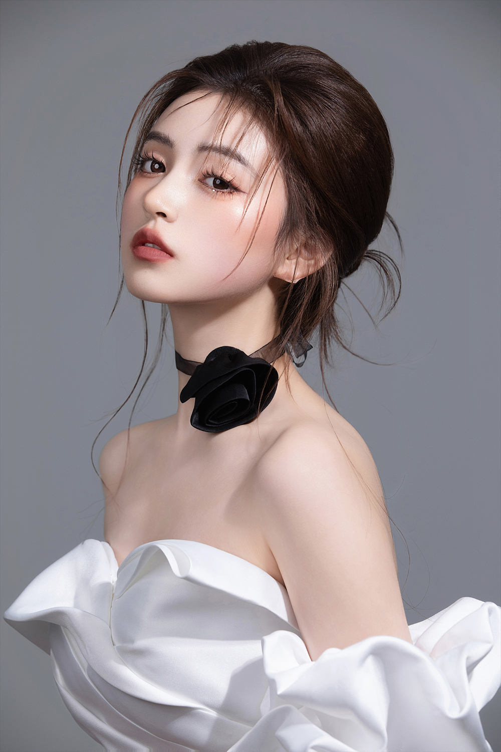 兩款星級網(wǎng)感美妝低盤發(fā)&韓式極簡明星造型